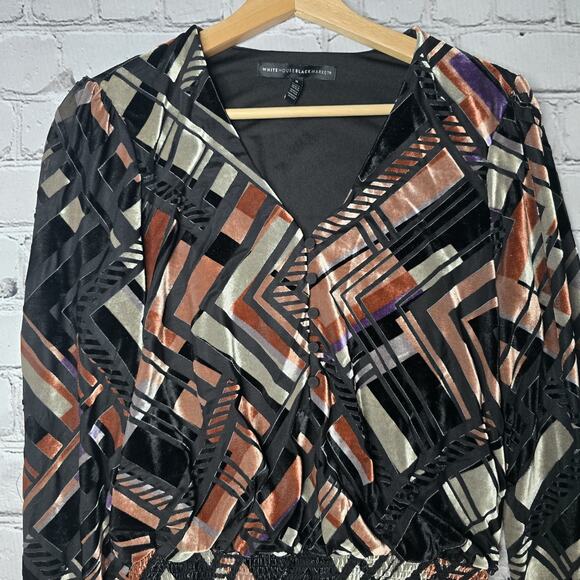 White House Black Market Velvetly Button Accent V-Neck Blouse Size Small - Picture 2 of 11